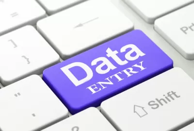ادخال البيانات وتنصنيف البيانات وانشاء التقارير المتعلقة بالبيانات